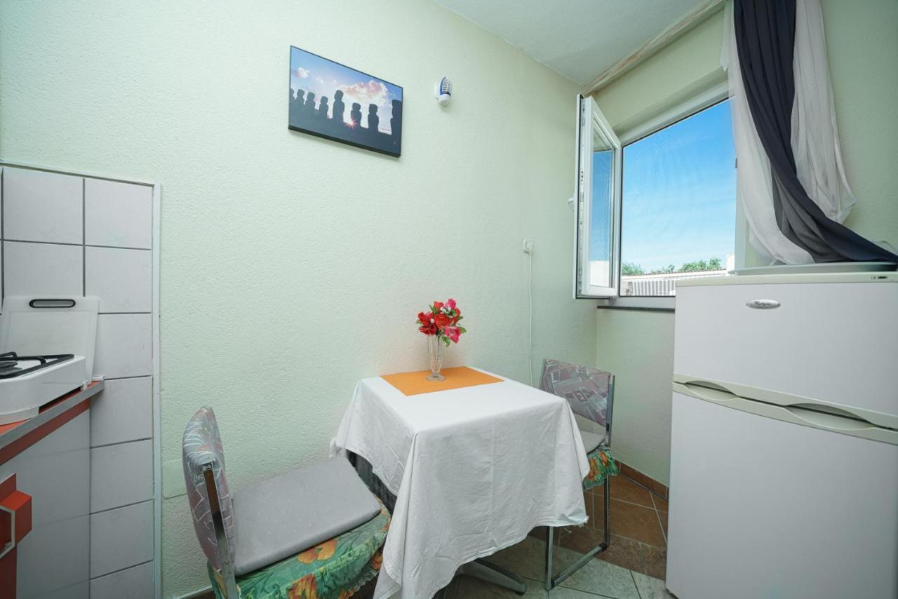 Apartmani Krizanovic Vodice Exterior foto